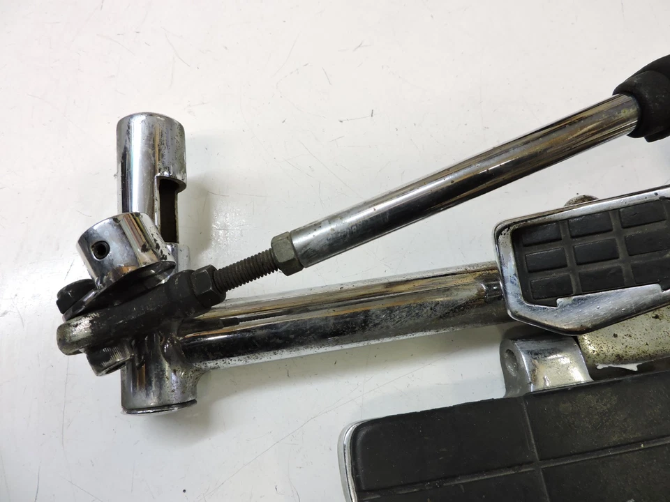 GOLDWING 1500 GL 1500 FOOTREST FLOOR BOARD PEG STEP DRIVER - Image 4 of 4