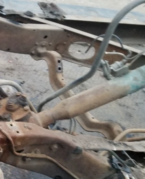 Кронштейн поперечного сечения коробки передач 1953-54 Pontiac Chieftain - Изображение 4 из 4