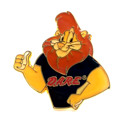 DARE Daren the Lion Mascot Animal Drug Abuse Resistance Education Pin Advertise - Picture 1 of 4