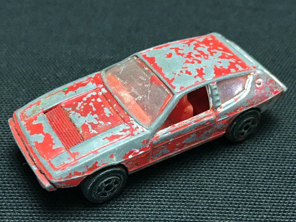 Playart Lotus Elite colecionável escala 1:64 - Imagem 2 de 4