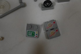 Vintage Classic Space Lego 452 Mobile Tracking Station