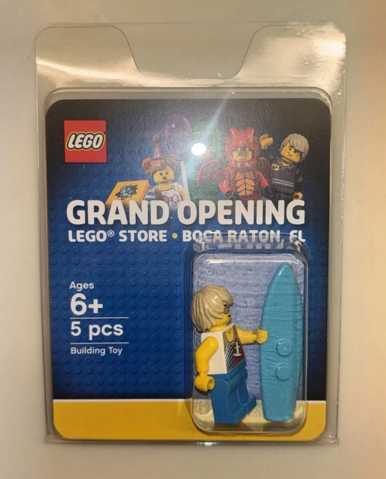 Lego Store Exclusive Grand Opening Minifigures Set Of 4 Employee Versions - Image 4 of 4