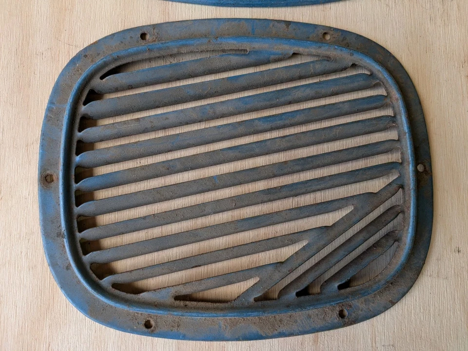 1959 1960 Cadillac Deville Fleetwood Eldorado kick Panel fresh air vent grills - Image 2 of 4