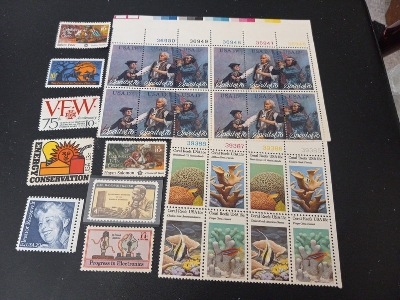 10  Sets off US postage stamps. New, Unused stamps in very good condition.