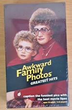Awkward Family Photos Greatest Hits Game - 20...