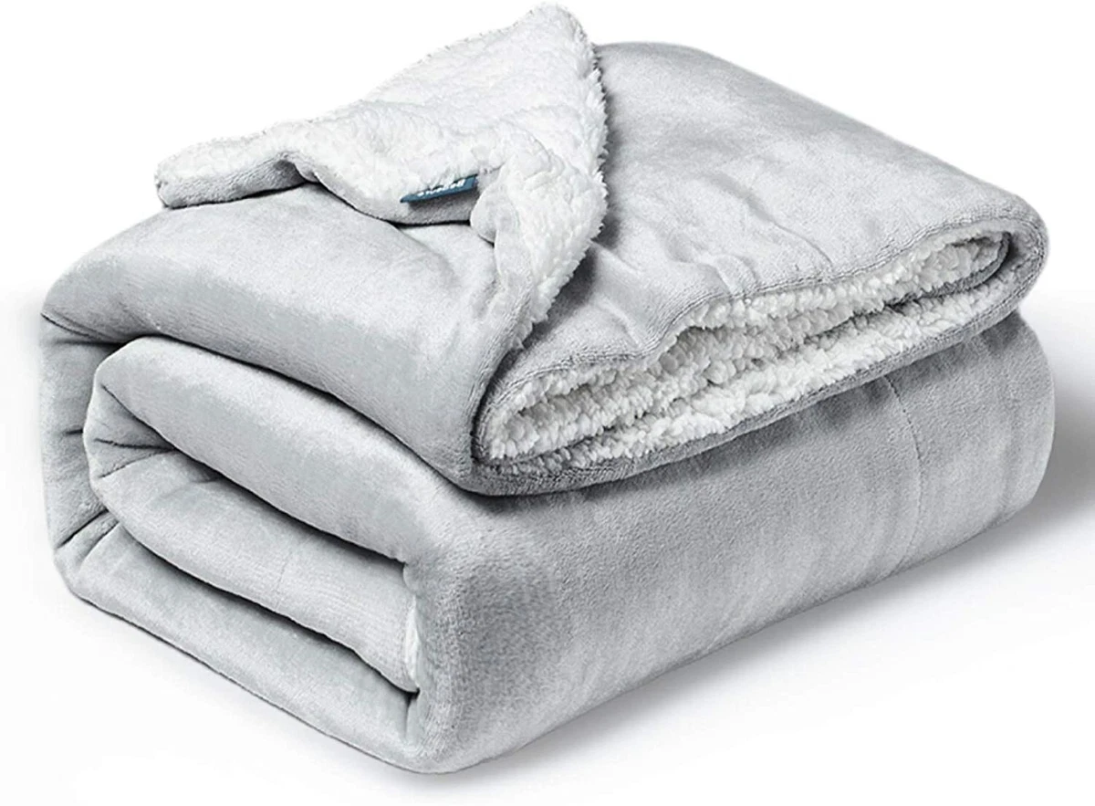 Sherpa Fleece Throw Blanket for Couch Light Grey Thick Fuzzy Warm