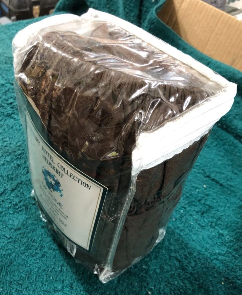 Falda de cama MK Home Luxury Hotel Collections, marrón nueva en caja Foto 3 de 3