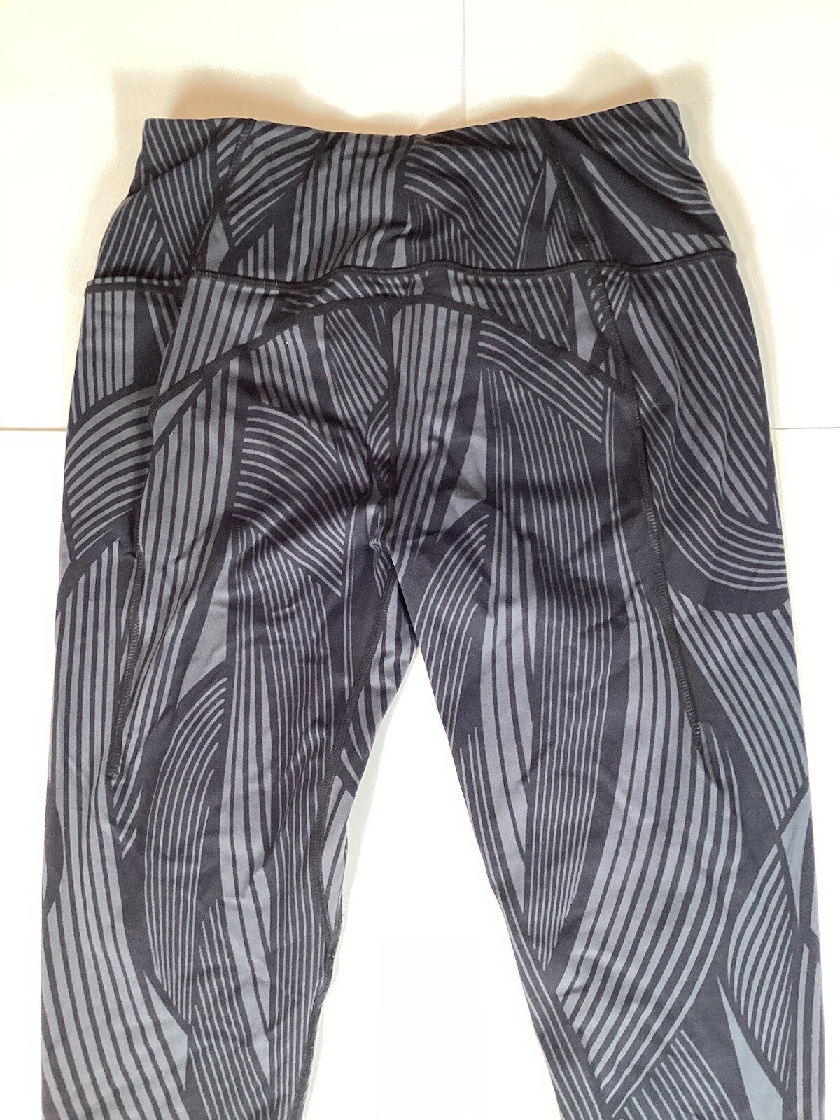 sweaty-betty active compression yoga stretch uk leggings
