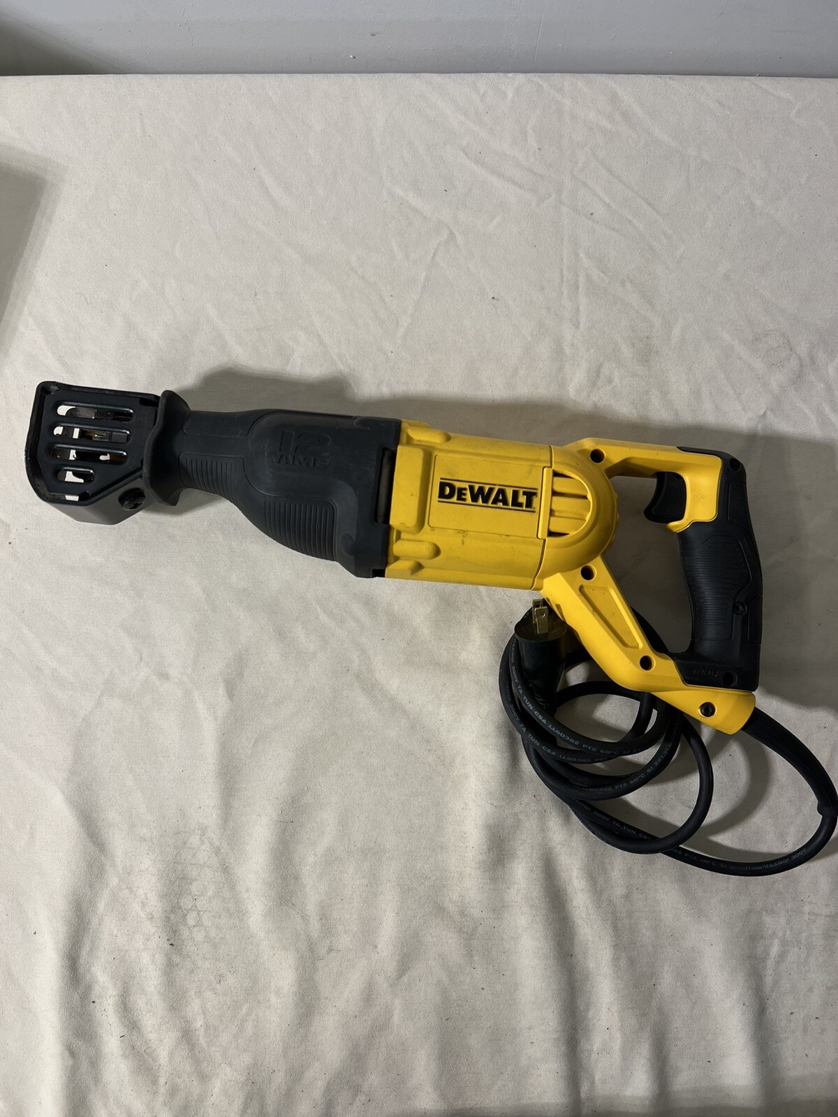 Dewalt DWE305 12 Amp Keyless Variable Speed Corded Reciprocating Saw eBay
