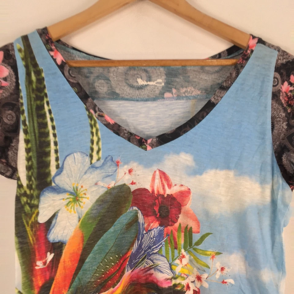 Camiseta feminina Smash tamanho S multicolorida floral manga curta algodão 060828 - Imagem 2 de 4