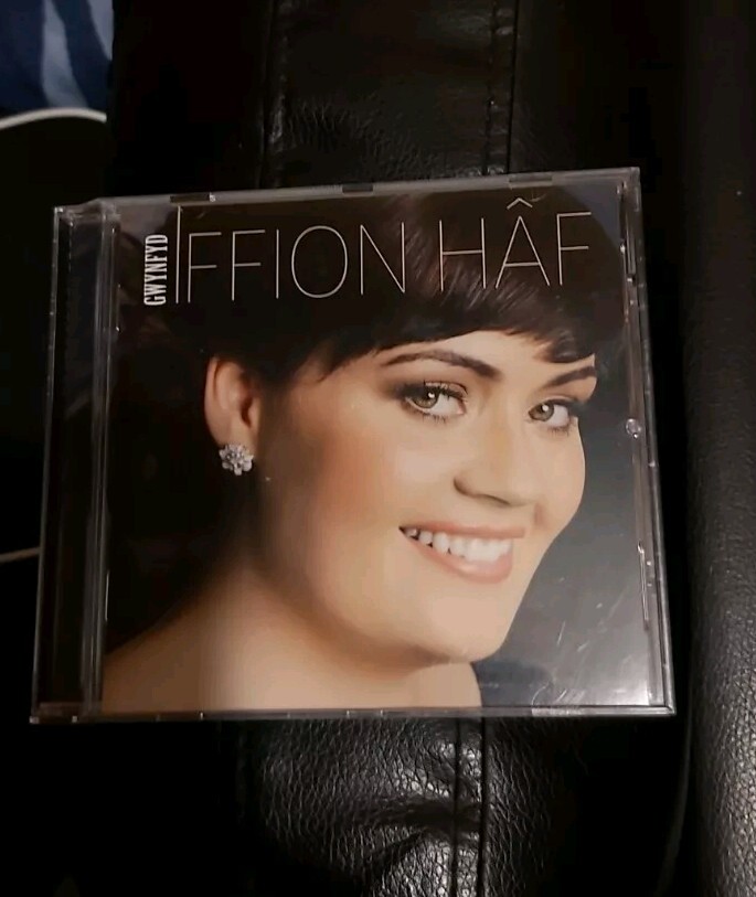 Ffion Hâf - Gwynfyd Welsh/English CD Very Good Condition (B2)