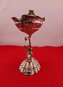 Antique silver dolphin salt cellar (274 g.)
