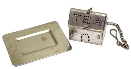 Vintage House Shaped Metal Tea Infuser and Tray - Picture 2 of 5
