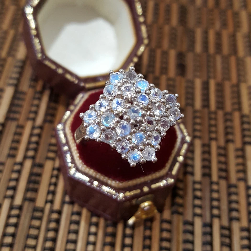 925 Sterling Silver Ring, Genuine Moonstone Cluster, Size R.5 US 8.75  - Image 2 of 4