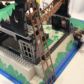 LEGO Pirates Rock Island Refuge (6273) 99% Great Condition