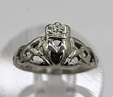 14K White Gold Claddagh Ring size 4.75