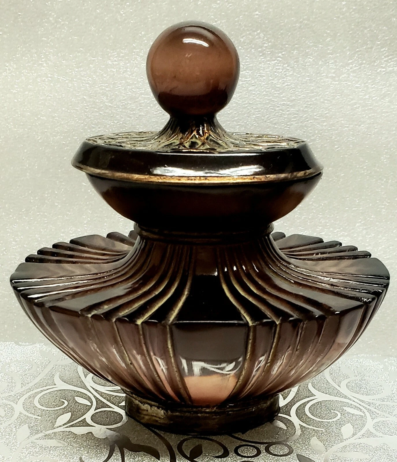 Decorative Brown Trasparent Lided Vase Urn 6"