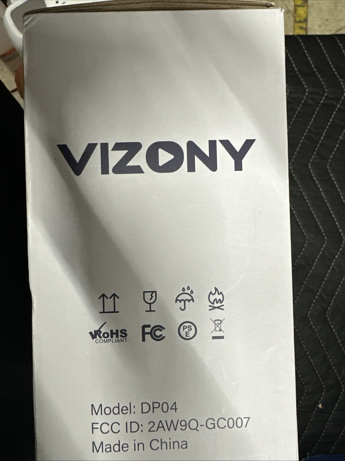 Vizony Mini LCD Projector With Remote And Cable Model DP04 - White