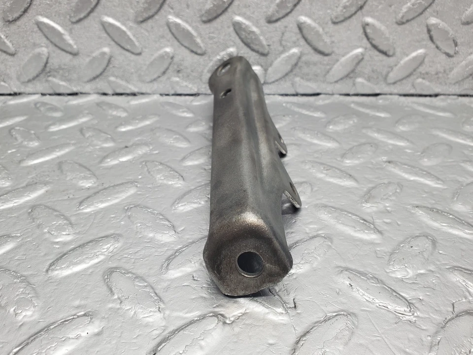 ⚙51090⚙ Mercedes-Benz W124 260E Air Intake Manifold Bracket - Image 4 of 4