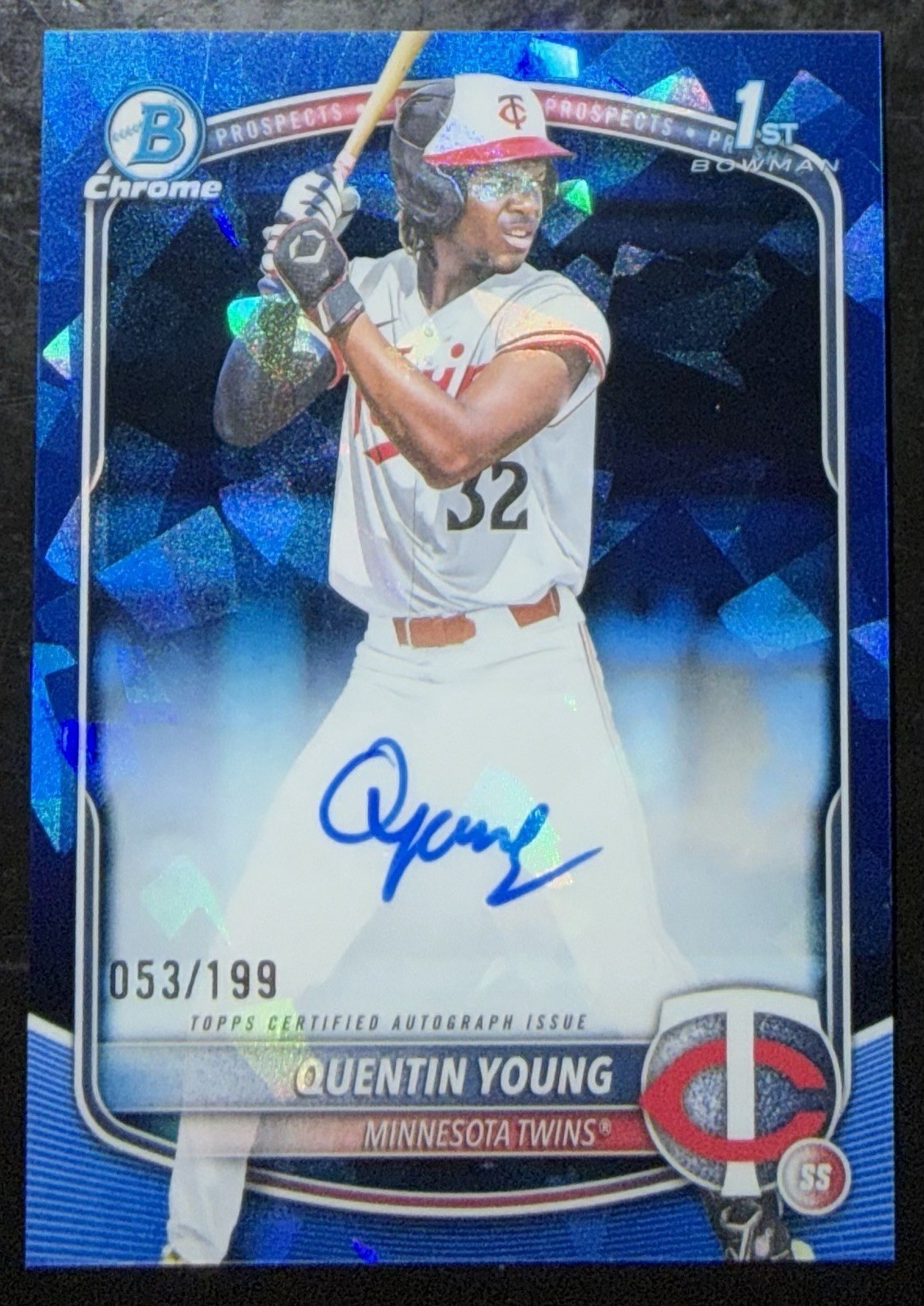 2025 BOWMAN DRAFT SAPPHIRE QUENTIN YOUNG 1ST AUTO /199 TWINS