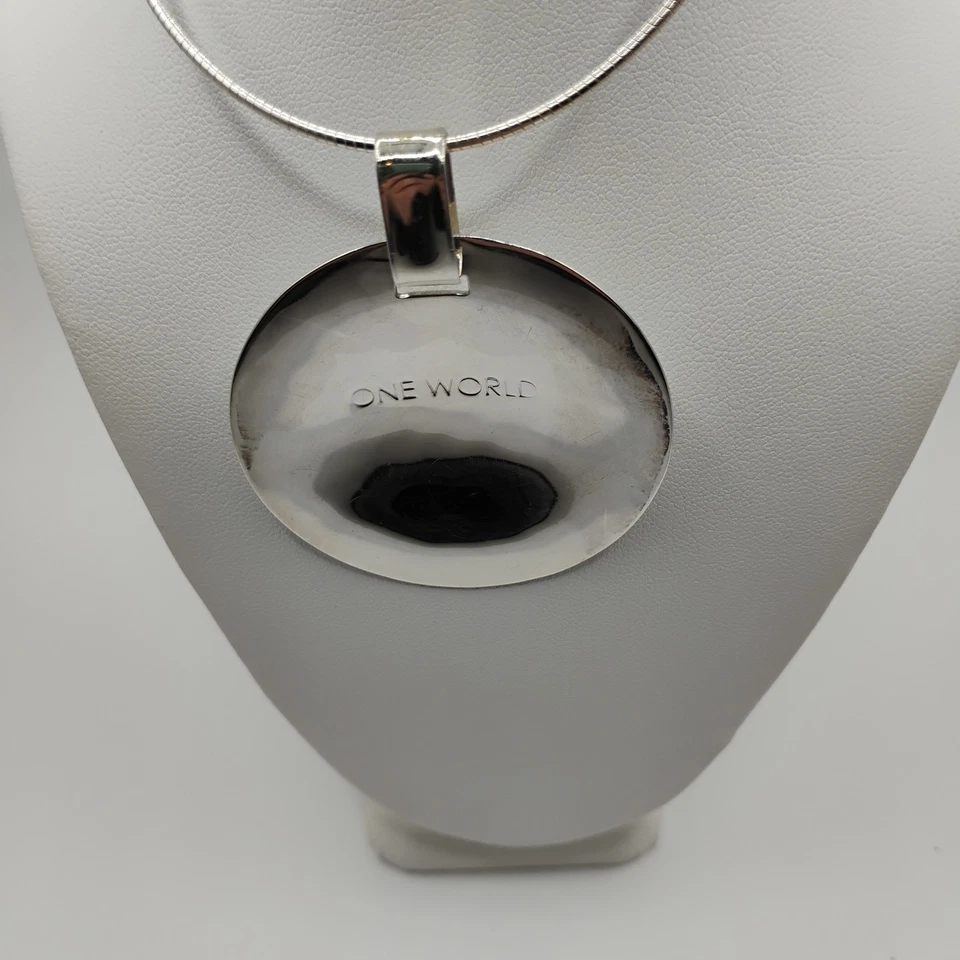 Robert Lee Morris "ONE WORLD" COLGANTE en 20 en Omega Foto 2 de 4