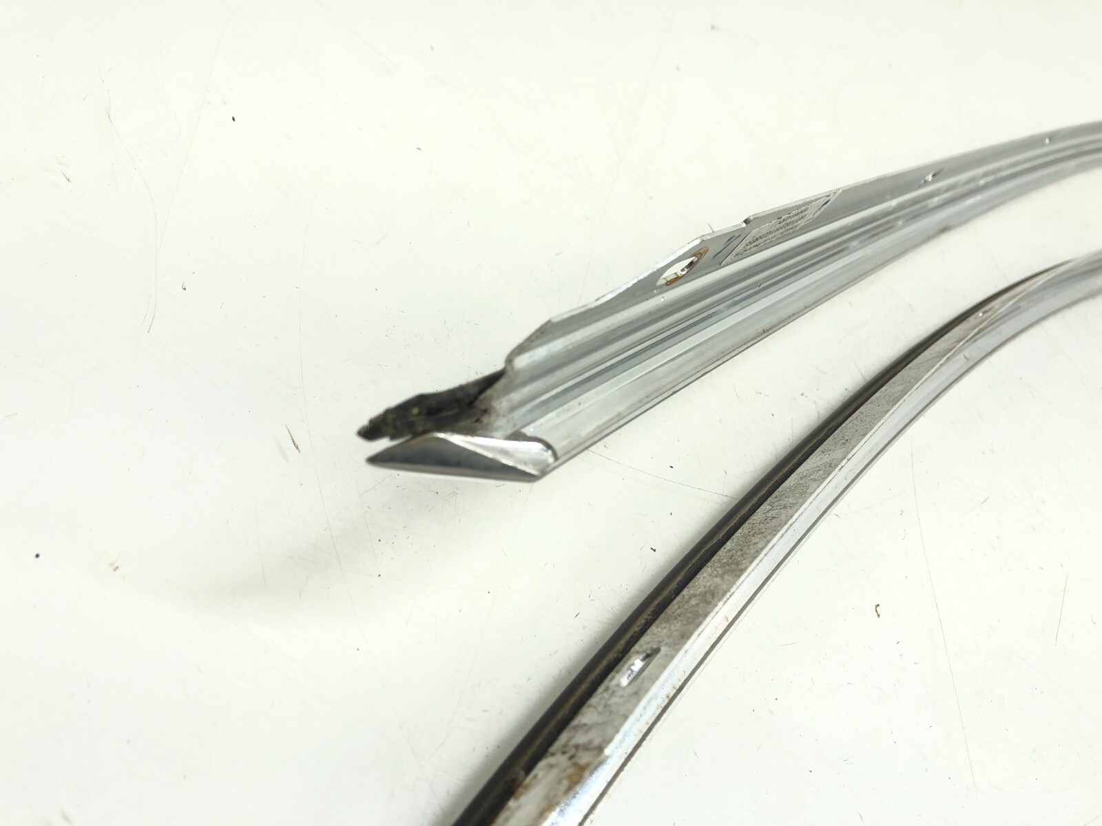 2014-2020 MASERATI GHIBLI SQ4 ROOF LEFT & RIGHT SIDE MOLDING TRIM OEM CHROME.