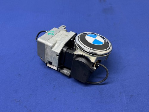11-18 BMW F06 F12 F13 Rearview Trunk Emblem RVC Backup Camera Assembly OEM - Picture 4 of 10