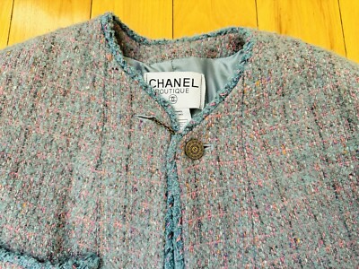Authentic Vintage Chanel Boutique Tweed Boucle 97A Mid Length