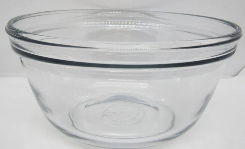 Anchor Hocking 2.5 Quart Clear Glass Mixing Bowl 8.5 in X 4 in