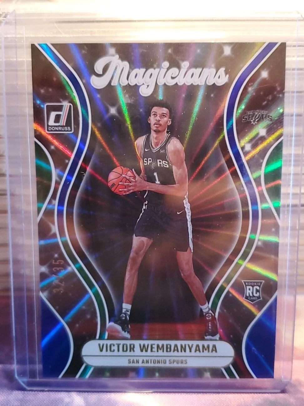 2023-24 Donruss Victor Wembanyama Rookie MAGICIANS Blue & Green Laser Holo 32/35