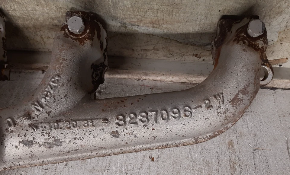 ✅ Jeep Wrangler CJ YJ 81-90 4.2 6 Cylinder 258 Engine Exhaust Manifold FREE SHIP - Image 3 of 4