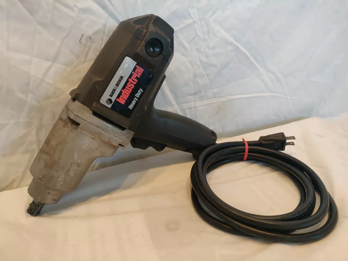 Black & Decker heavy duty industrial 1/2 drive elect impact wrench #2670  works.