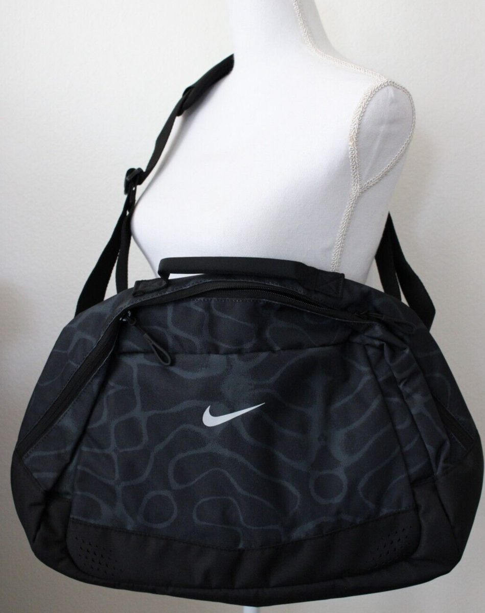 nike run duffel bag