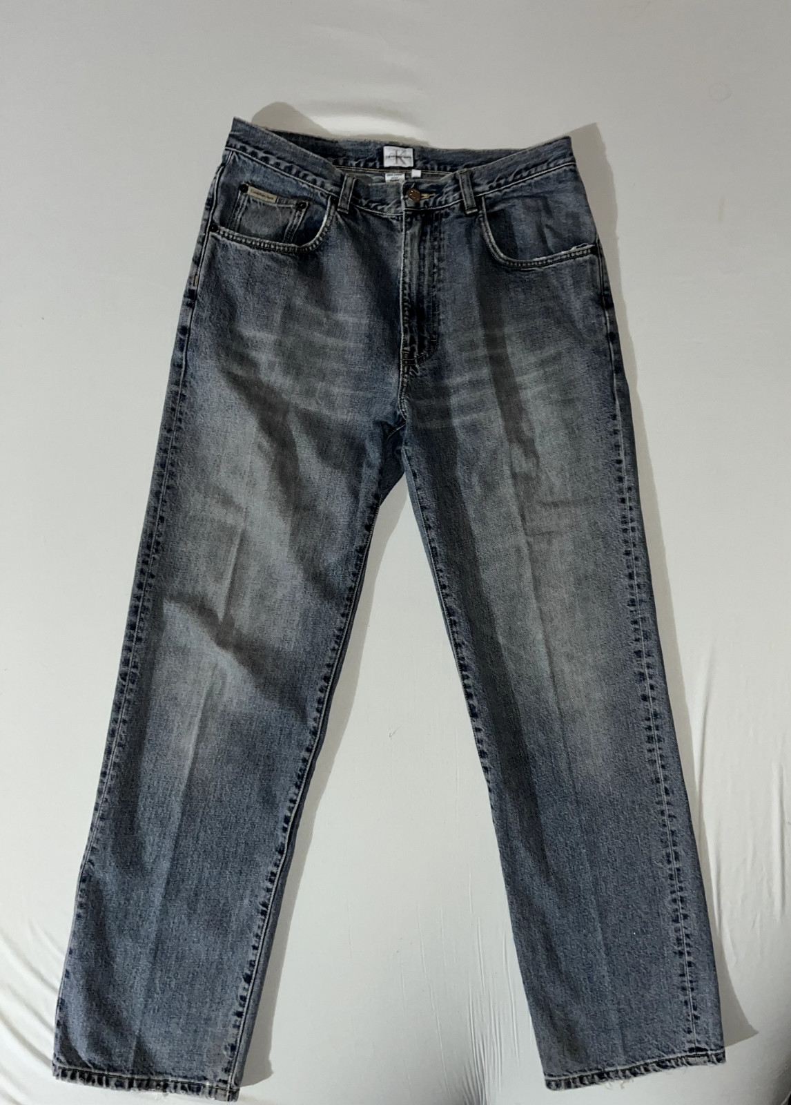 S Size 32x32 Straight Leg Button Fly Usa90s