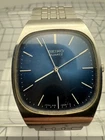 Vintage 1975 Seiko 4100-5029 Blue Dial 32mm Quartz Watch For Parts Repair
