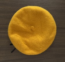 Vintage 80s Mustard Yellow Felt 100 Wool Classic French Beret One Size Hat Cap
