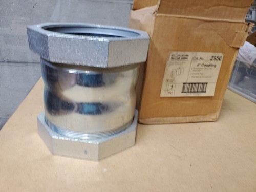 Hubbell-Raco Steel Compression Coupling 4" 2956 - Picture 4 of 5