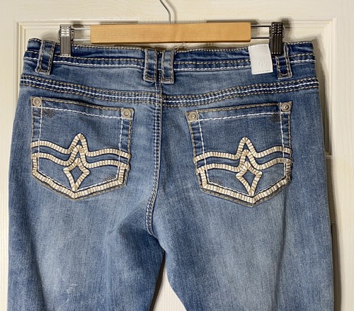 Maurices Original Crop Capri Distressed Faded Jeans Embellished Pockets sz 11/12 - Picture 2 of 8