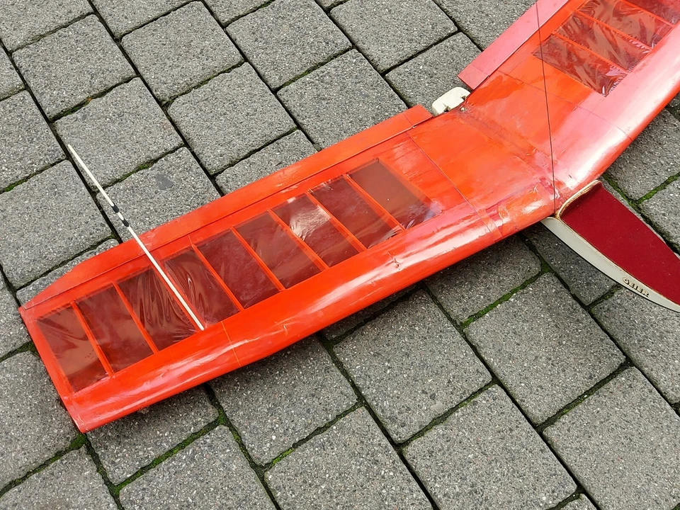 Rarität: Robbe GEIER 3150 Kunstflugtaugliches RC-Nurflügelmodel - Bild 4 von 4