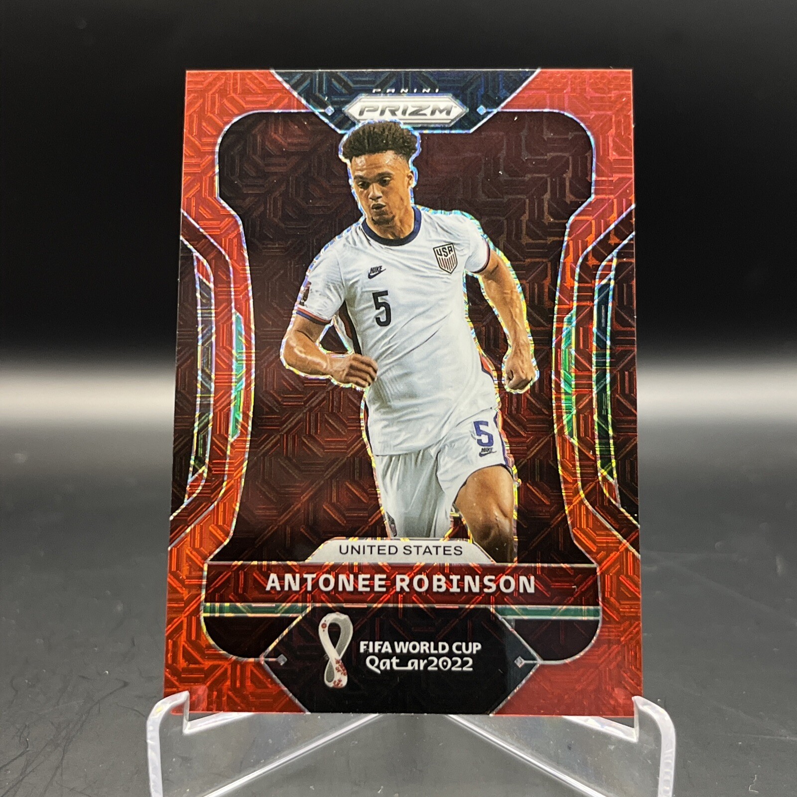 2022 Panini Prizm World Cup Qatar - Red Mojo Prizm #199 Antonee Robinson /99