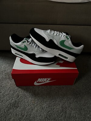 green air max 1s