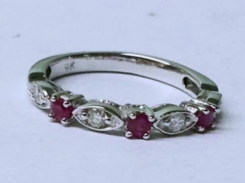 Anillo de eternidad R103 genuino de oro macizo de 9 quilates y diamantes naturales trilogía Foto 3 de 3