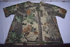 Vintage 90s Men's Liberty Realtree Camouflage Boxy Pocket XL T-Shirt Hunting