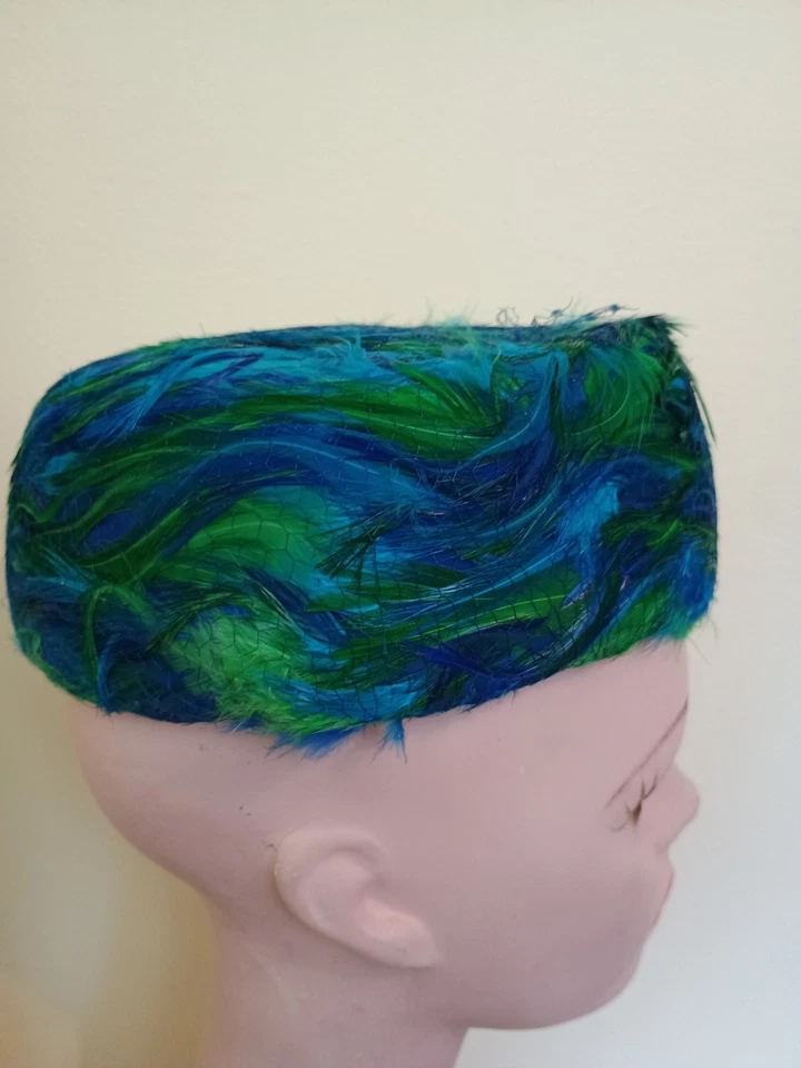 Sombrero Pastillero Amy New York Años 60 De Colección Con Plumas Verde Azul Foto 3 de 4