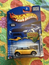 Hot Wheels Mini Cooper First Editions 28/42 Collector #040