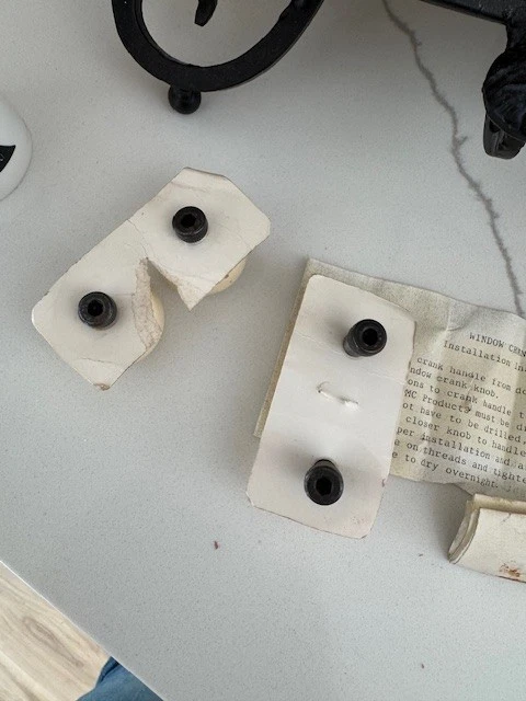 maçanetas de manivela de janela de porta de carro vintage redondas brancas com ossos cruzados - Imagem 2 de 2