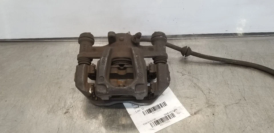 17 PINZA DE FRENO TRASERO DERECHO PASAJERO MERCEDES BENZ METRIS AMG EXPLORER 2,0 L Foto 2 de 4