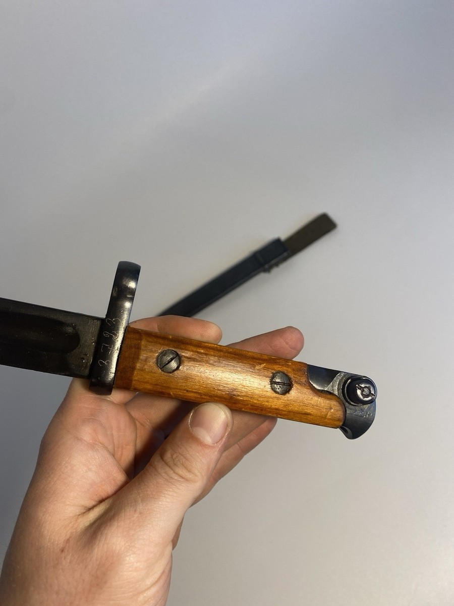 Russian WW2 SVT 40 Bayonet For Tokarev w/ Scabbard Soviet