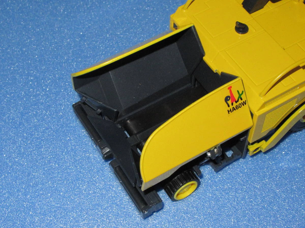 Sumitomo Construction Machinery Diecast Model Ha60W Asphalt