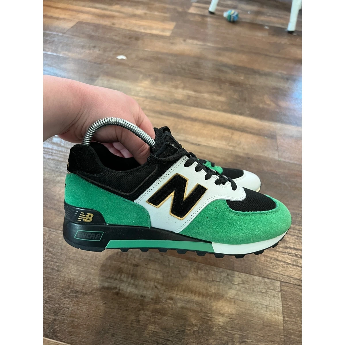 How to Clean New Balance 2002R: Quick & Easy Tips